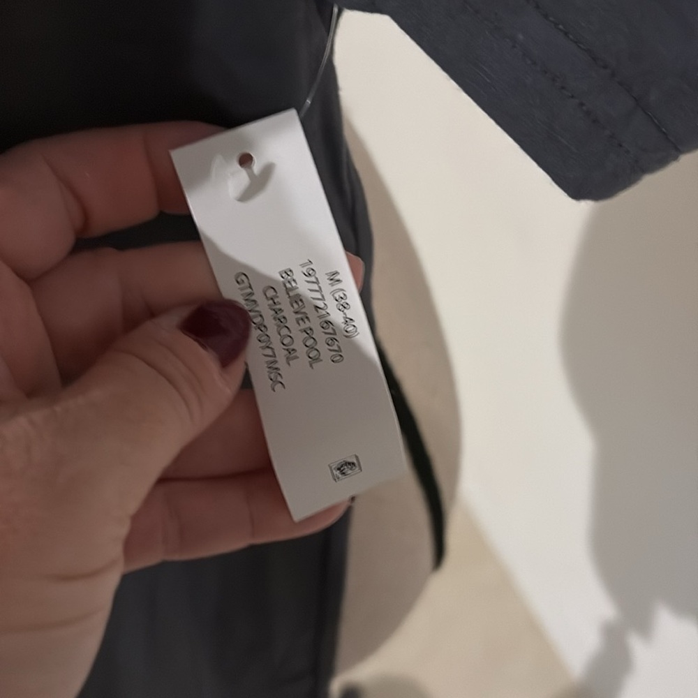 NWT men’s medium t shirt Deadpool 1270 - Picture 4 of 5